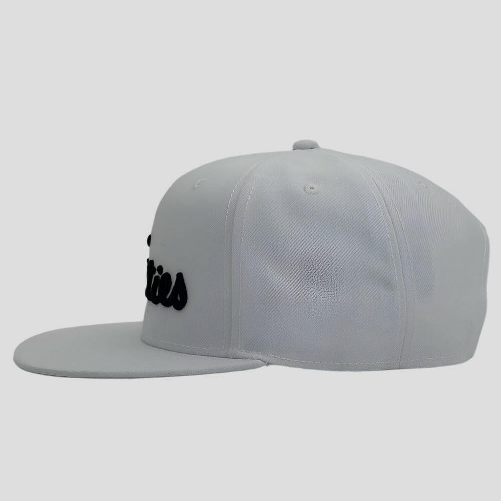 SNAPBACK WHITE